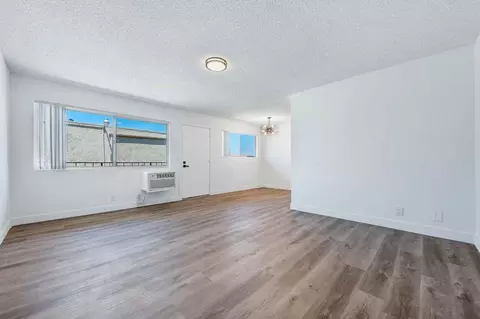 5565 Ackerfield Ave, Long Beach, CA 90805 photo 4