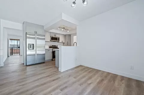 5565 Ackerfield Ave, Long Beach, CA 90805 photo 27