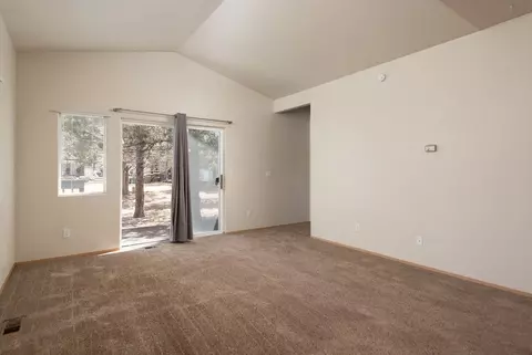 2358 NE Ocker Dr, Bend, OR 97701 photo 13