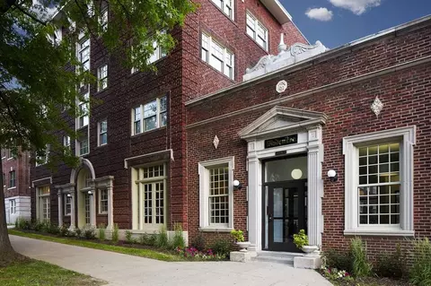 601 E Armour Blvd, Kansas City, MO 64109 photo 4