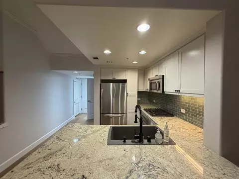 931 E Walnut St, Pasadena, CA 91106 photo 7