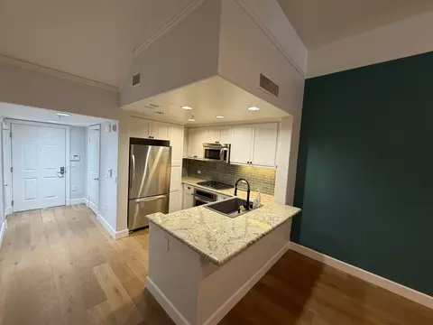 931 E Walnut St, Pasadena, CA 91106 photo 2