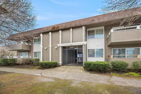 8801 9th Ave SW, Seattle, WA 98106