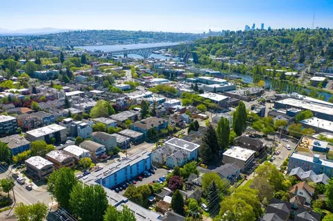 3620 Phinney Ave N, Seattle, WA 98103 photo 9