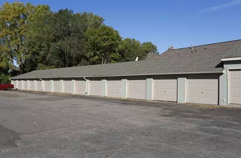 2130 County Road E W, Arden Hills, MN 55112