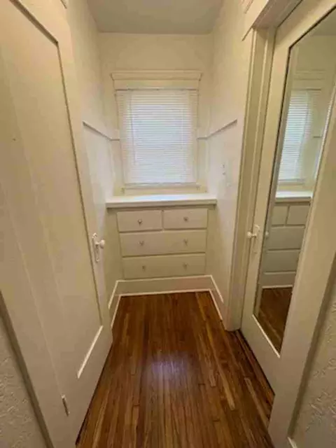 924 E 3rd St, Long Beach, CA 90802 photo 25