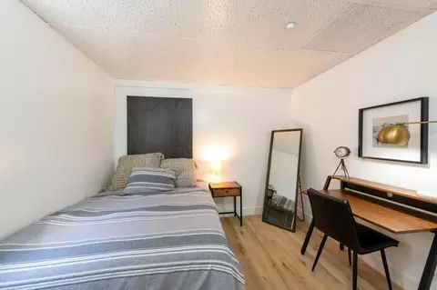 43 S 400 E, Salt Lake City, UT 84111