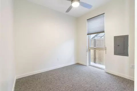 5880 N Greeley Ave, Portland, OR 97217