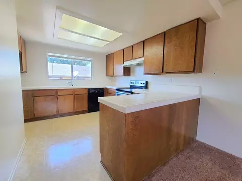 320 W Mountain View Ave, Glendora, CA 91741 photo 4
