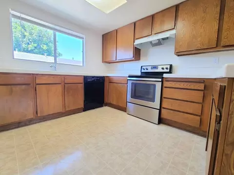 320 W Mountain View Ave, Glendora, CA 91741 photo 5