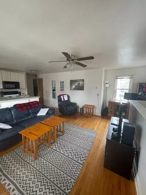 128 W Gilman St, Madison, WI 53703