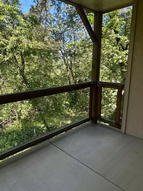 1933 Garden Ave, Eugene, OR 97403 photo 9