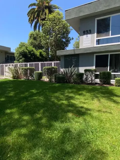 933 S Roberts St, Anaheim, CA 92802
