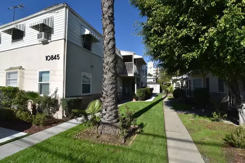 10839 Moorpark St, Los Angeles, CA 91602