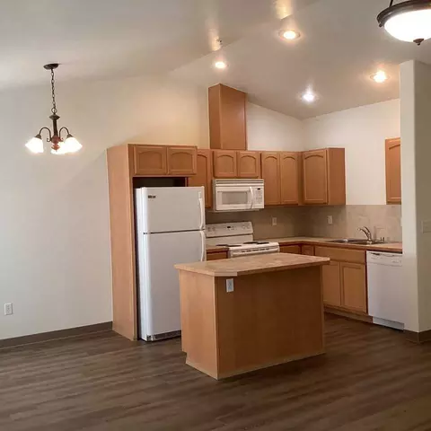 Rosevue Apartments, Spokane Valley, WA 99037