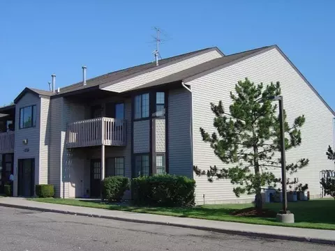 4711 Walma Ave SE, Kentwood, MI 49512