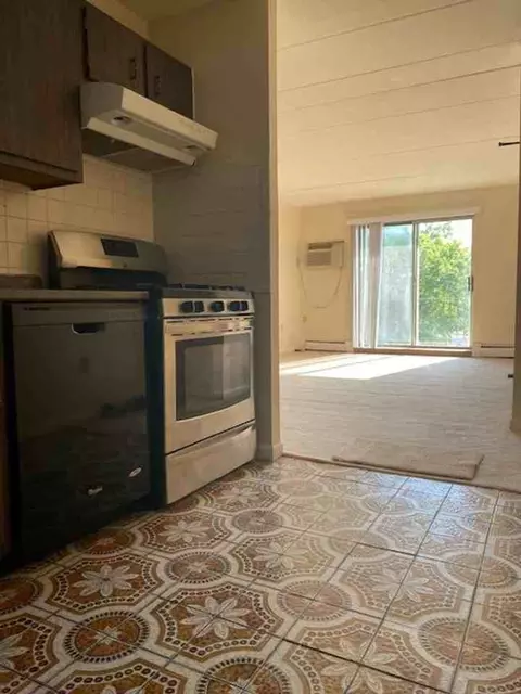 225 Independence Ave, Quincy, MA 02169