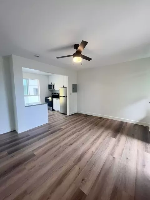 3540 Mission Blvd, San Diego, CA 92109