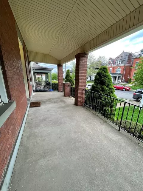 403 S Atlantic Ave, Pittsburgh, PA 15224