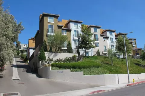 11541 Blucher Ave, Los Angeles, CA 91344