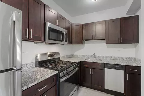 1608 W Sherwin Ave, Chicago, IL 60626