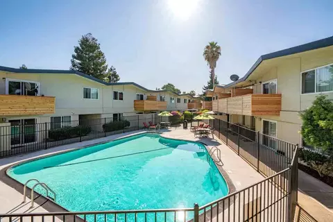 24650 Amador St, Hayward, CA 94544 photo 3