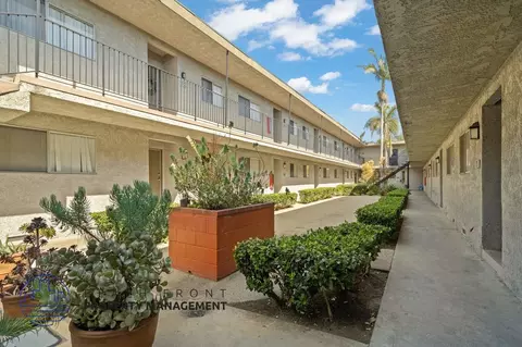 1261 W Rosecrans Ave, Gardena, CA 90247