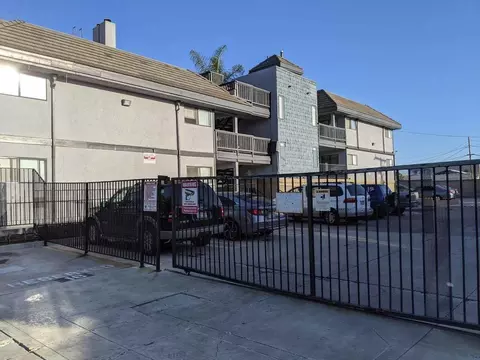 9922 Broadway, Anaheim, CA 92804