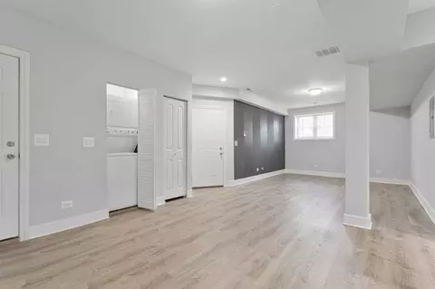 7357 N Ashland Blvd, Chicago, IL 60626
