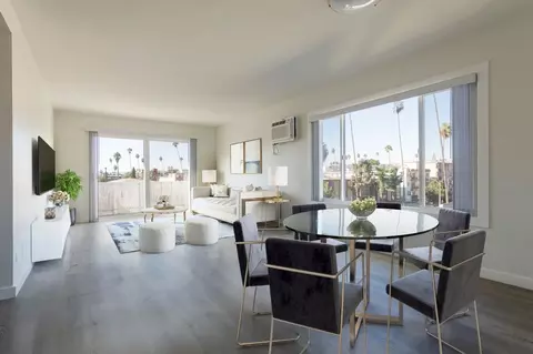 410 414 Manhattan Pl, Los Angeles, CA 90020
