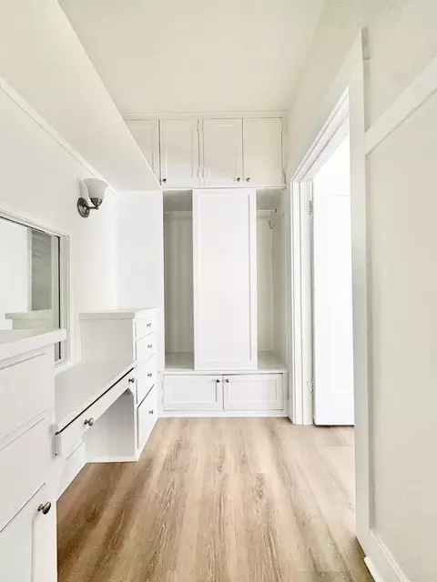 1035 E Broadway, Long Beach, CA 90802 photo 8