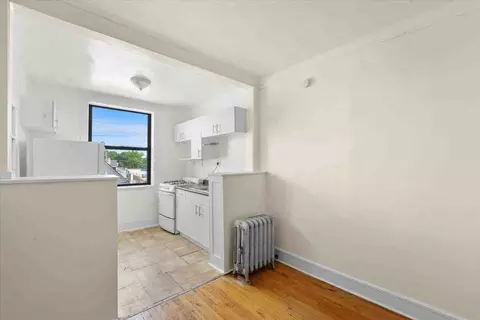 2330 N Spaulding Ave, Chicago, IL 60647 photo 15