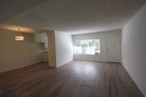24347 Newhall Ave, Newhall, CA 91321 photo 10
