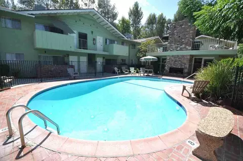 24347 Newhall Ave, Newhall, CA 91321 photo 18
