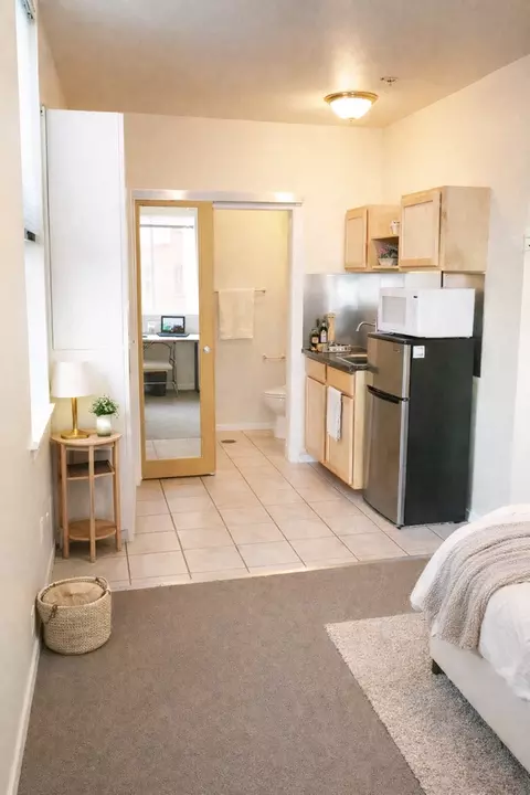 227 Boylston Ave E, Seattle, WA 98102