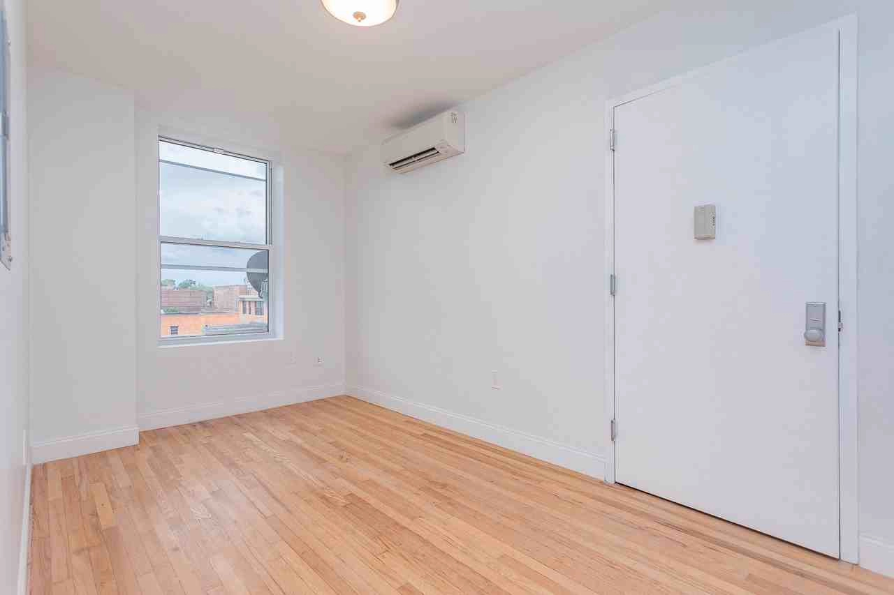 97 4th St, Troy, NY 12180 photo 20