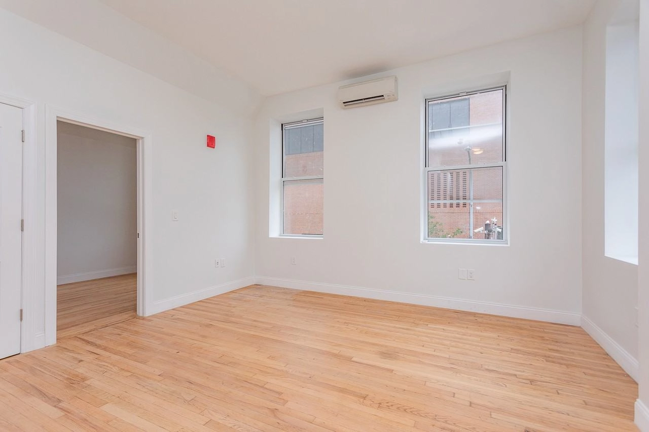 97 4th St, Troy, NY 12180 photo 11