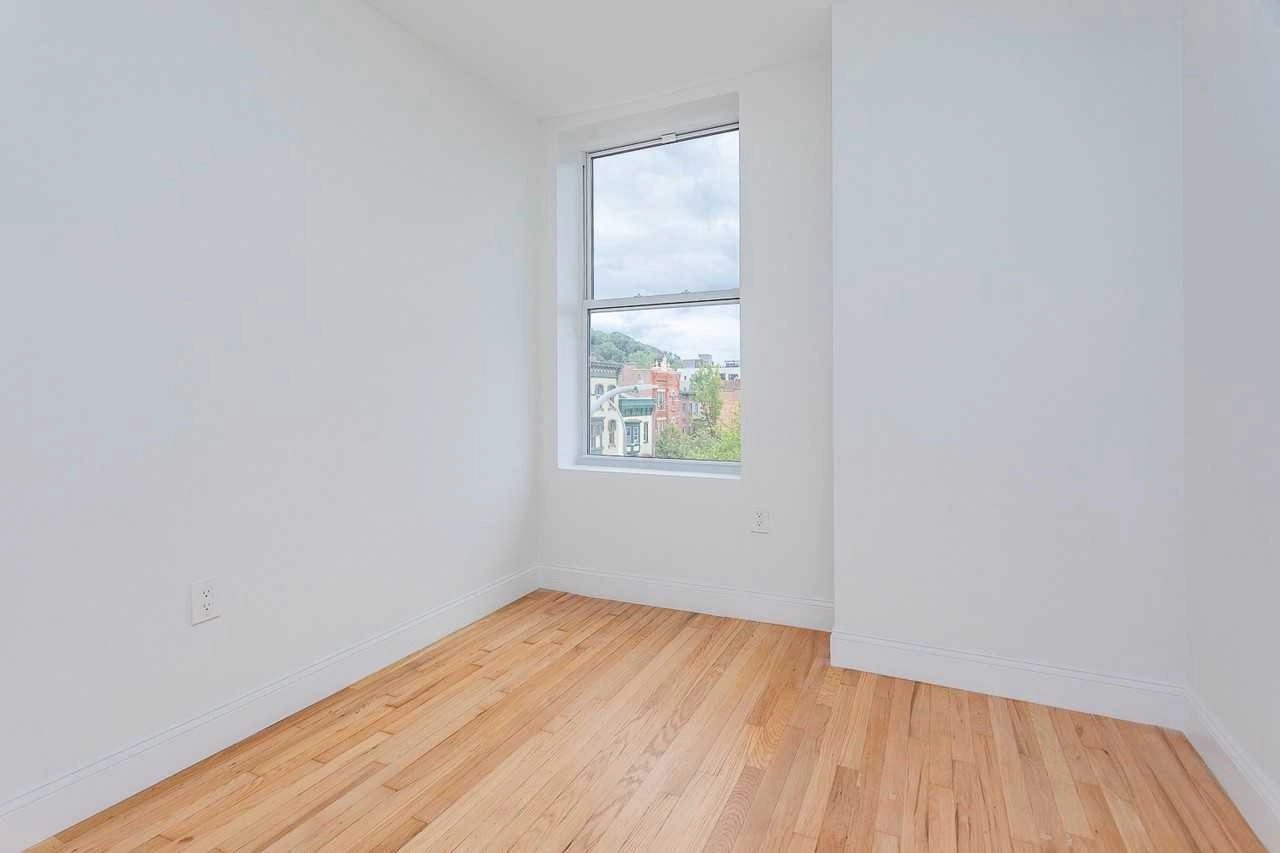 97 4th St, Troy, NY 12180 photo 22