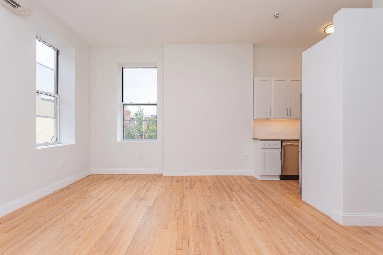 97 4th St, Troy, NY 12180 photo 18