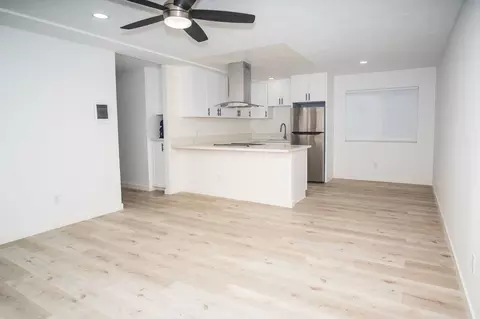 6701 Kelly St, San Diego, CA 92111