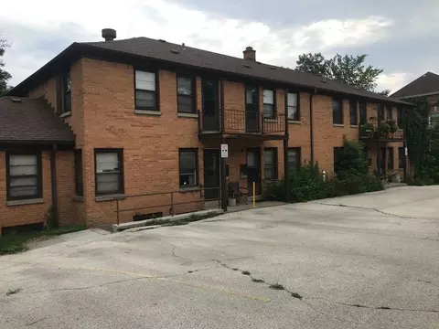 6225 Milwaukee Ave, Wauwatosa, WI 53213