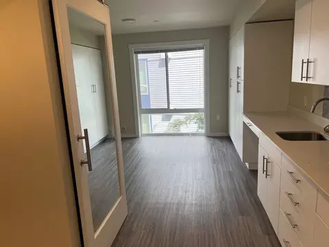 7339 43rd Ave S, Seattle, WA 98118 photo 2