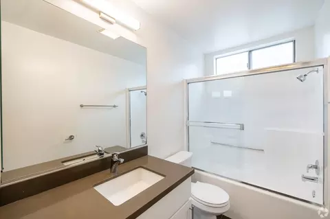 10740 Blix St, Los Angeles, CA 91602