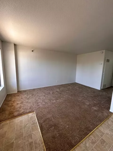 14135 Doty Ave, Hawthorne, CA 90250 photo 2