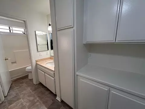 14135 Doty Ave, Hawthorne, CA 90250 photo 10