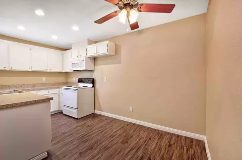 1401 N Placentia Ave, Fullerton, CA 92831 photo 8