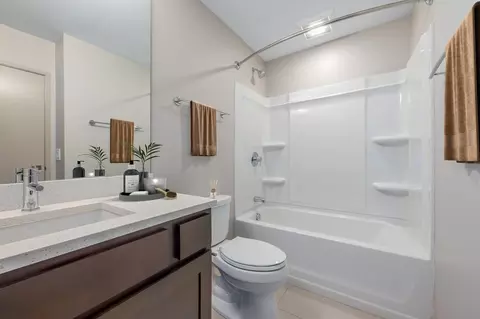 99 W Saint Clair Ave, Cleveland, OH 44113 photo 12
