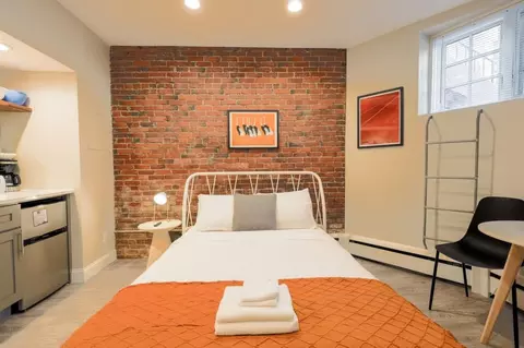 Saint Botolph St, Boston, MA 02116