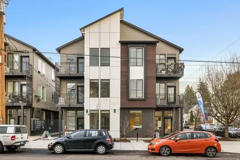 1111 SE Tenino St, Portland, OR 97202
