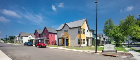 900 S 4th St, Memphis, TN 38126